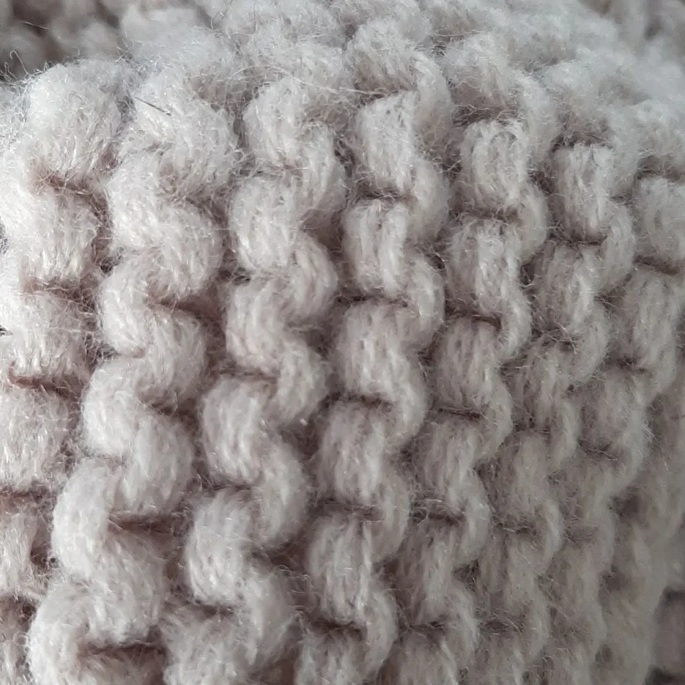 Bow winter headband
